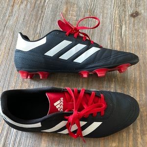 Adidas men’s soccer cleats SZ 10